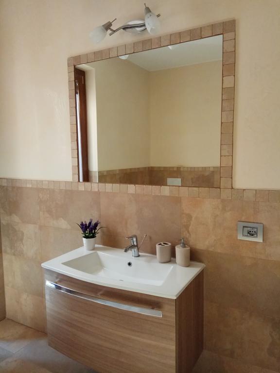Hotel La Siesta Villafranca di Verona Pokoj fotografie